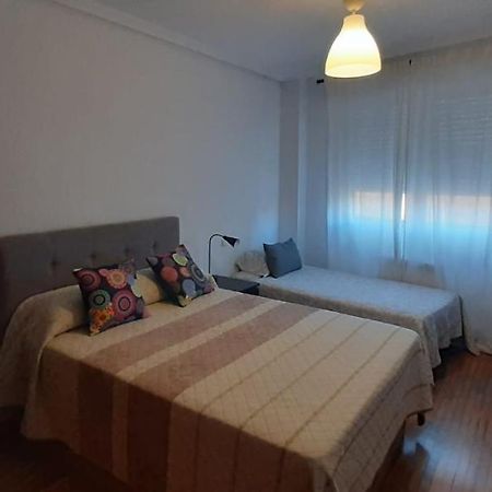 Habitacion, Muy Amplia Y Luminosa, Muy Cerca Del Centro A 15 Min En El Metro A Sol Y Gran Via マドリード エクステリア 写真